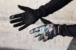 Zateplené rukavice 100% Brisker Glove Camo