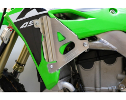 Výztuhy chladičů WorksConnection Radiator Braces Kawasaki KX250 25 / KX450 24-25
