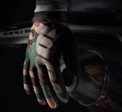 Zateplené rukavice 100% Brisker Glove Camo