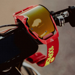 MX brýle 100% DUAL ARMEGA Racer Pro Pack Black/Red True Gold Mirror